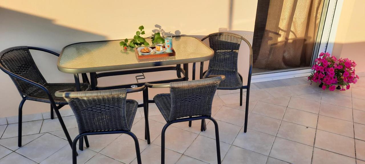 La Soffitta Di Bampina Apartman Perivóli Kültér fotó