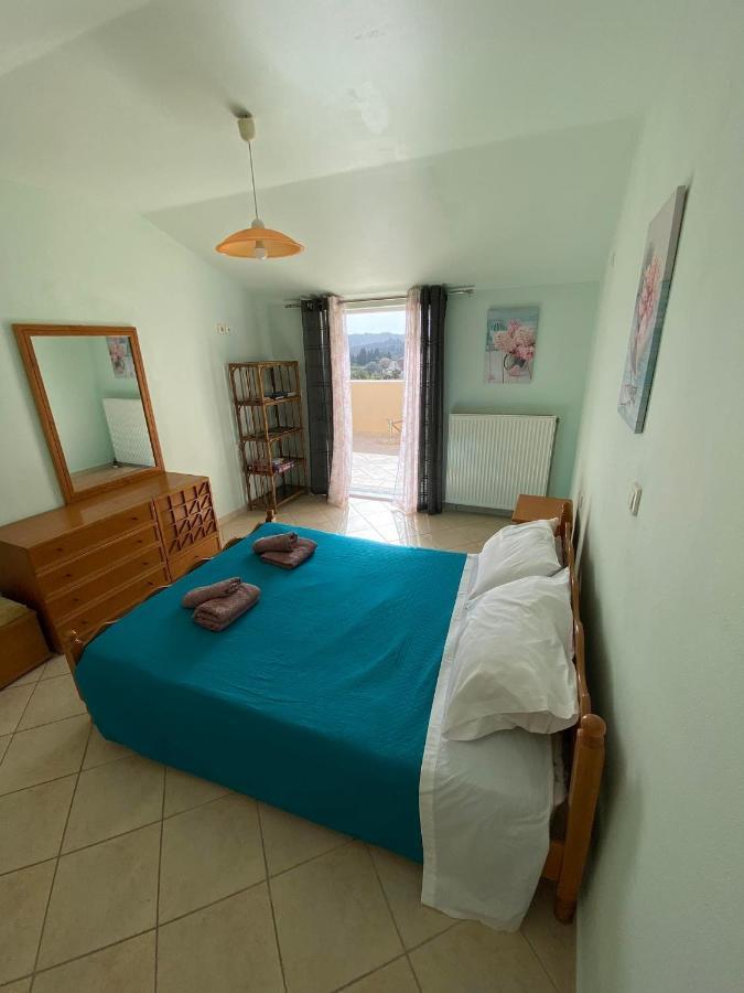 La Soffitta Di Bampina Apartman Perivóli Kültér fotó